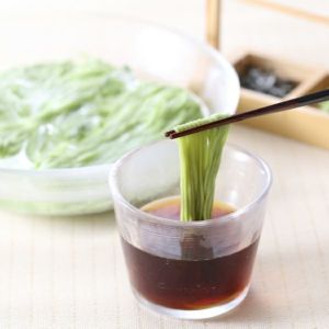 宇治抹茶手延べそうめん 200g袋入 2人前 § 季節限定 三輪素麺 素麺 ソーメン 乾麺 京都 お手軽レシピ 090170